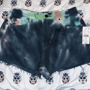 PacSun Women's High Rise Tie Dye Cut Off Jean Shorts
25 Frayed Hem
